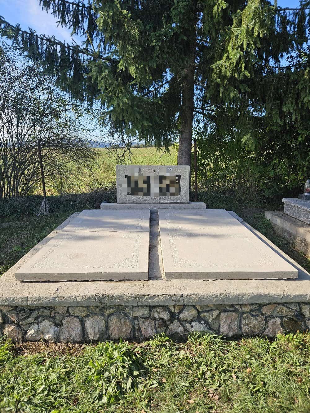 Čistenie hrobov a obnova písma - IVET čistiaci servis